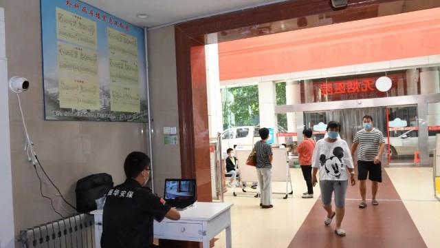 人體測(cè)溫雙目半球高效、便捷、安全推動(dòng)醫(yī)院新冠肺炎疫情防控工作