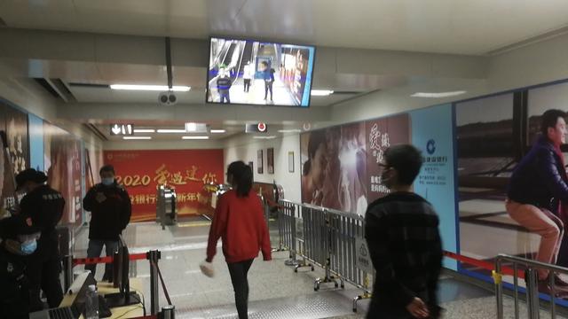 紅外線體溫測(cè)溫儀