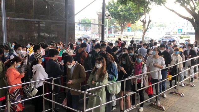 人臉識(shí)別智能測溫門禁