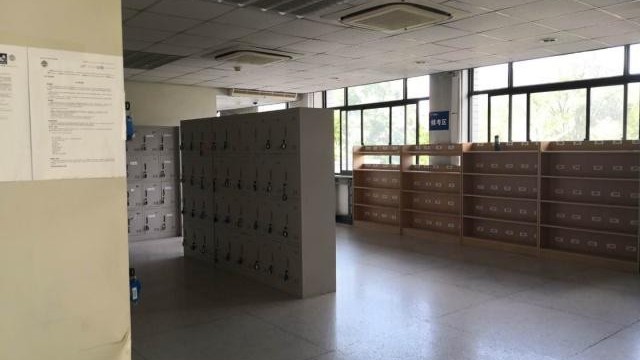 高考閱卷有多公正，通訊設(shè)備檢查門(mén)把好“第一關(guān)”